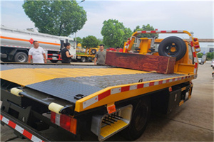 竖新镇附近拖车电话号码服务