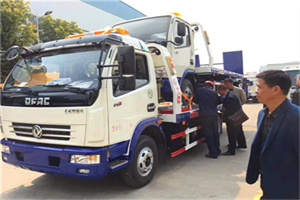 竖新镇汽车道路救援拖车价格